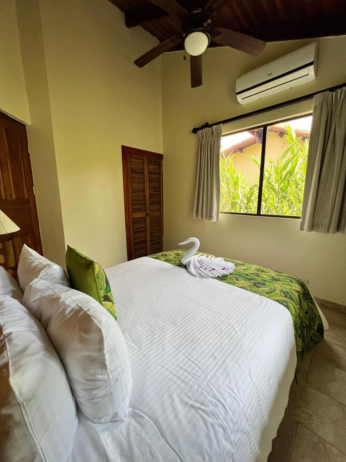 La Foresta Nature Resort Quepos Buitenkant foto