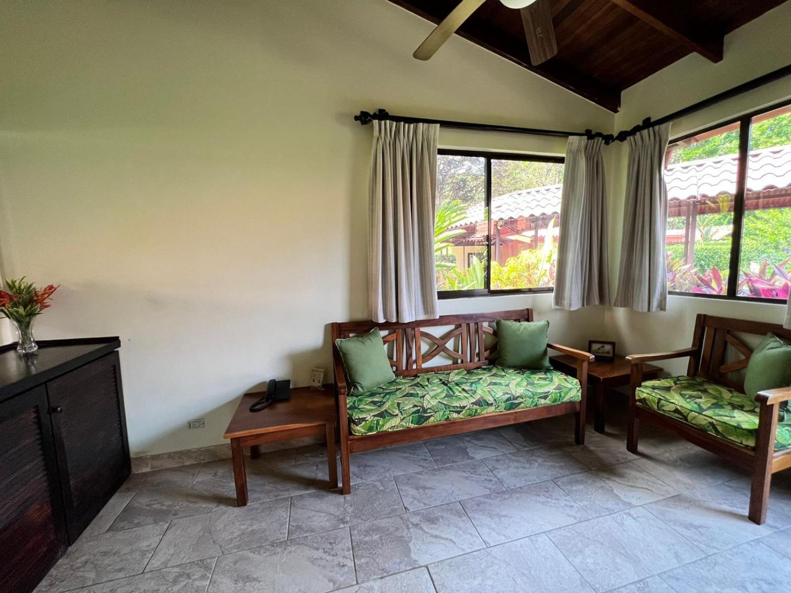 La Foresta Nature Resort Quepos Buitenkant foto